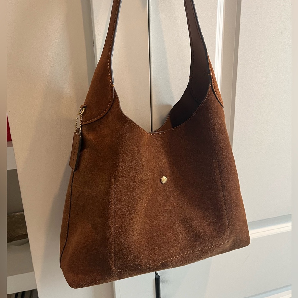 Coach Brooklyn 34 Shoulder Bag in Warm Brown - Picture 3 of 7